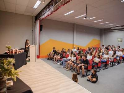 PC-Entrega livros-100